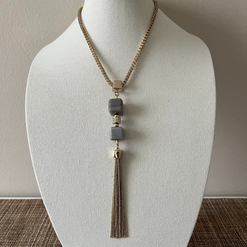 White House/Black Market Necklace